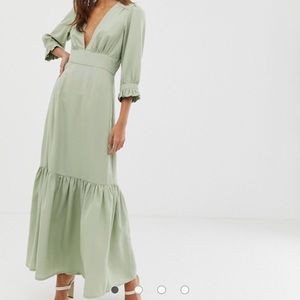 ASOS DESIGN plunge tea maxi dress with pep hem